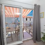 Charmantes Nur 300 Meter Zum Mit Meerblick, Waschmaschine, Wifi * Crikvenica
