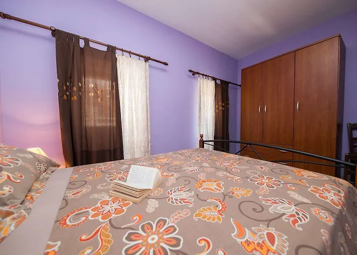 Appartement Charmantes Nur 300 Meter Zum Mit Meerblick, Waschmaschine, Wifi