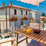 Apartamento Charmantes Nur 300 Meter Zum Mit Meerblick, Waschmaschine, Wifi Crikvenica