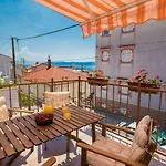 Charmantes Nur 300 Meter Zum Mit Meerblick, Waschmaschine, Wifi Apartamento Crikvenica