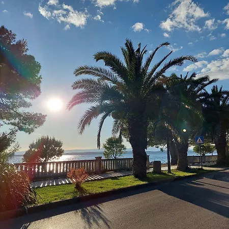 Charmantes Nur 300 Meter Zum Mit Meerblick, Waschmaschine, Wifi Crikvenica